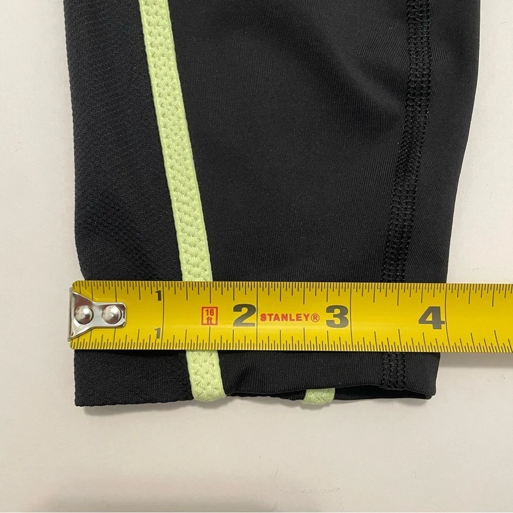 Lululemon Up The Pace Cropped Women’s Leggings Black and Green Size 4